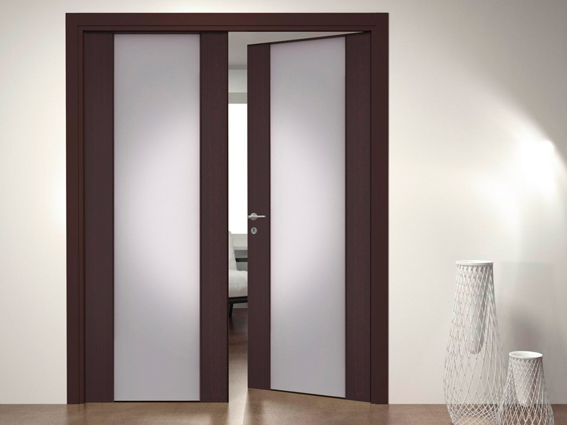Двустворчатые двери из МДФ можно выбрать для любого дизайна в интерьере